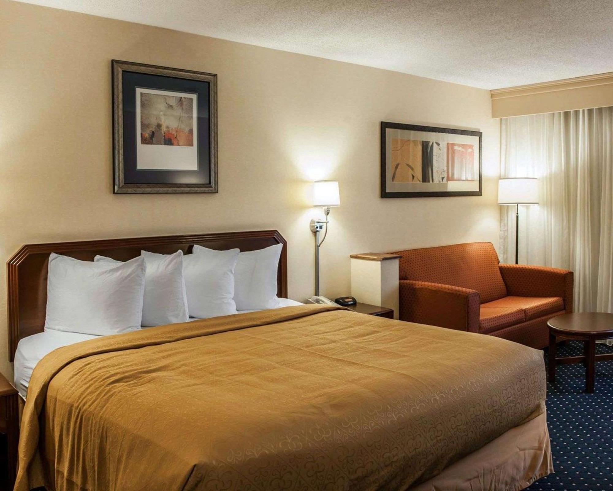 Quality Inn & Suites Goshen Buitenkant foto