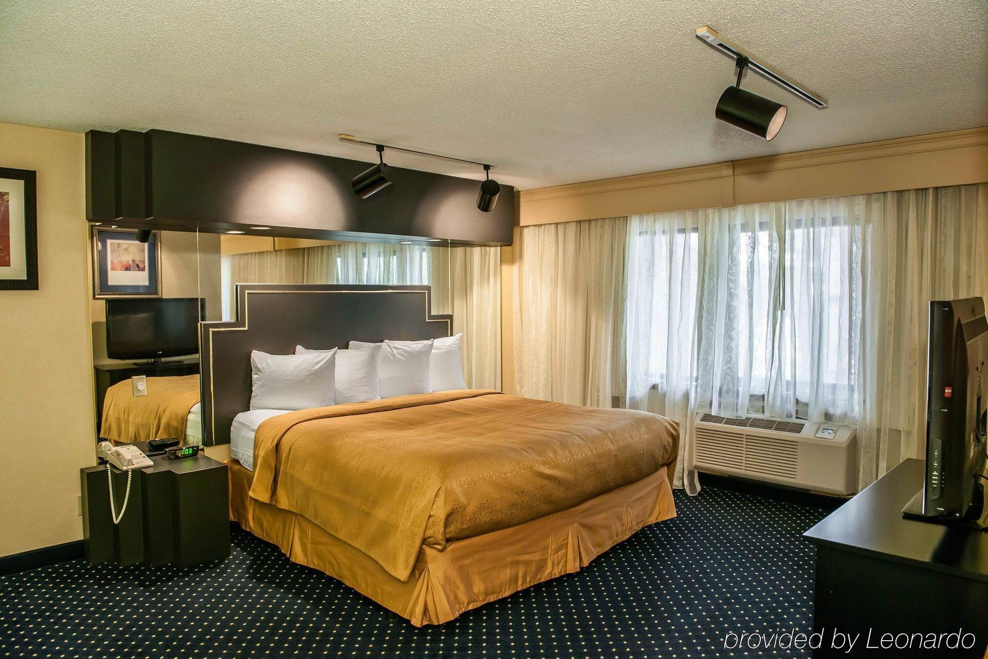 Quality Inn & Suites Goshen Buitenkant foto